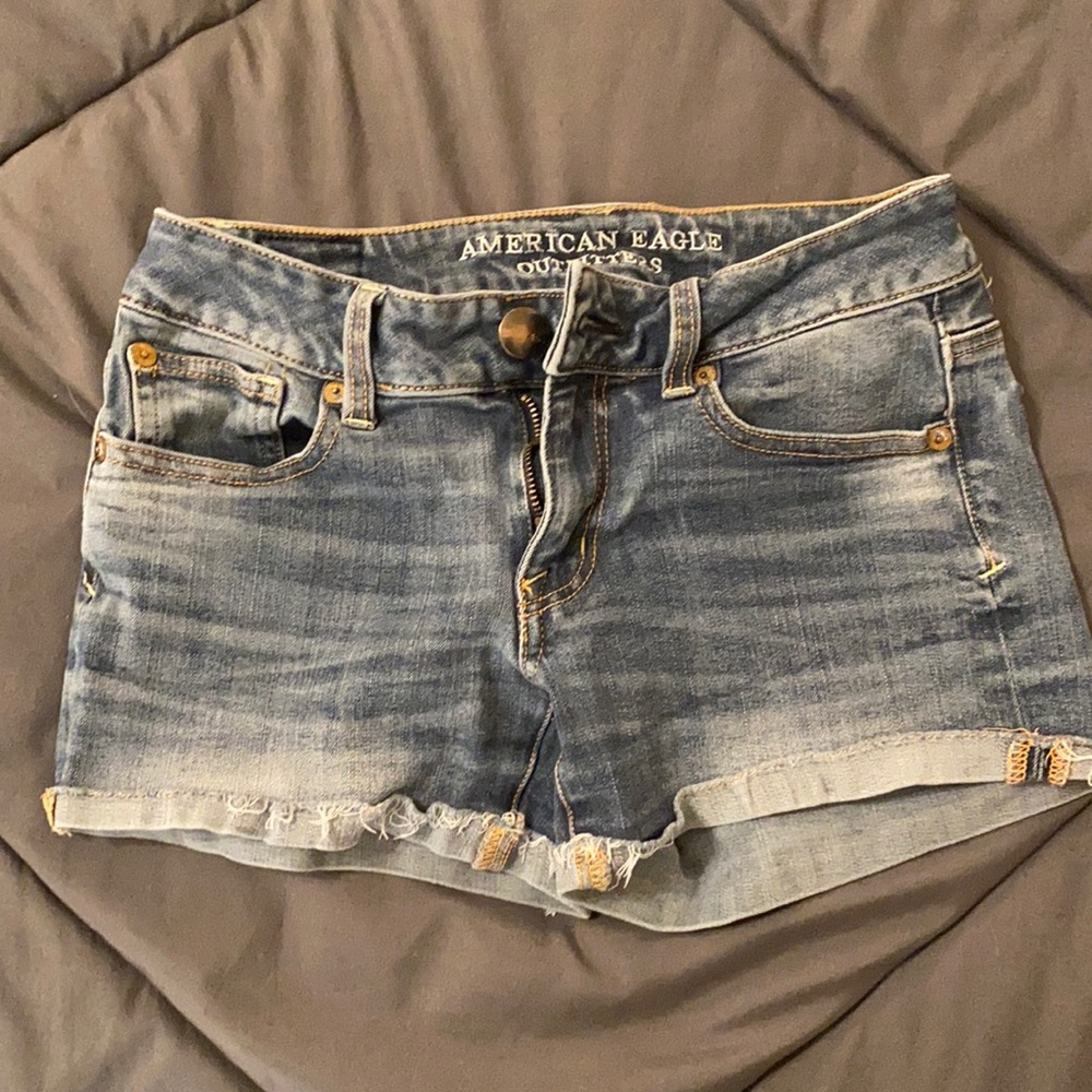 American Eagle Super Stretch Shorties, size 0